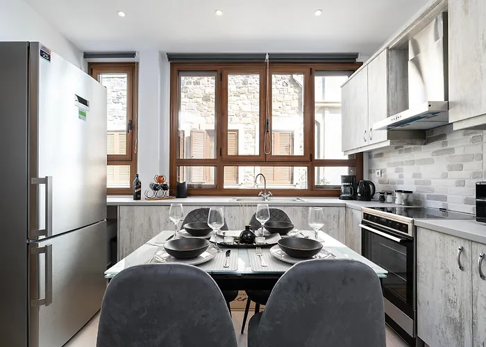 The Rustic Lane - Old Town *