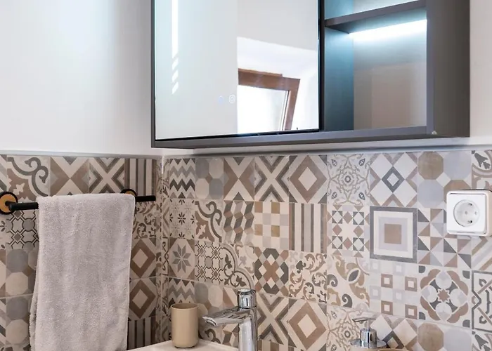 The Rustic Lane - Old Town *