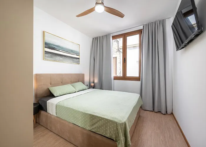 Appartement The Rustic Lane - Old Town Kos-stad